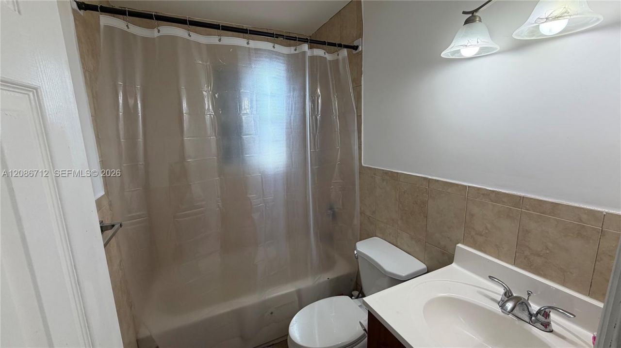 11249 SW 33rd Cir Pl, Miami, FL 33165 Photo