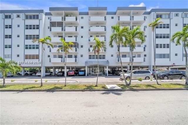 1720 Jefferson St, Unit 511, Hollywood, FL 33020 Photo