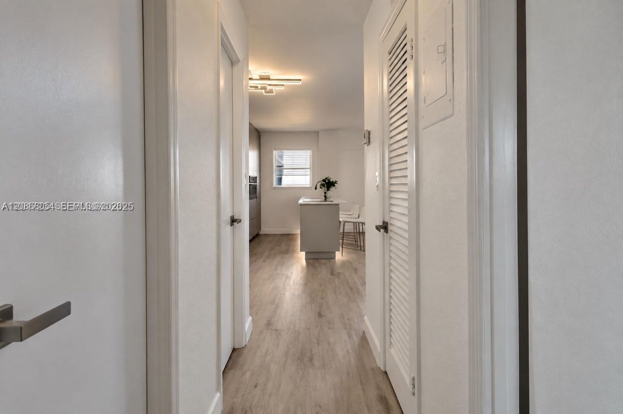 1720 Jefferson St, Unit 511, Hollywood, FL 33020 Photo