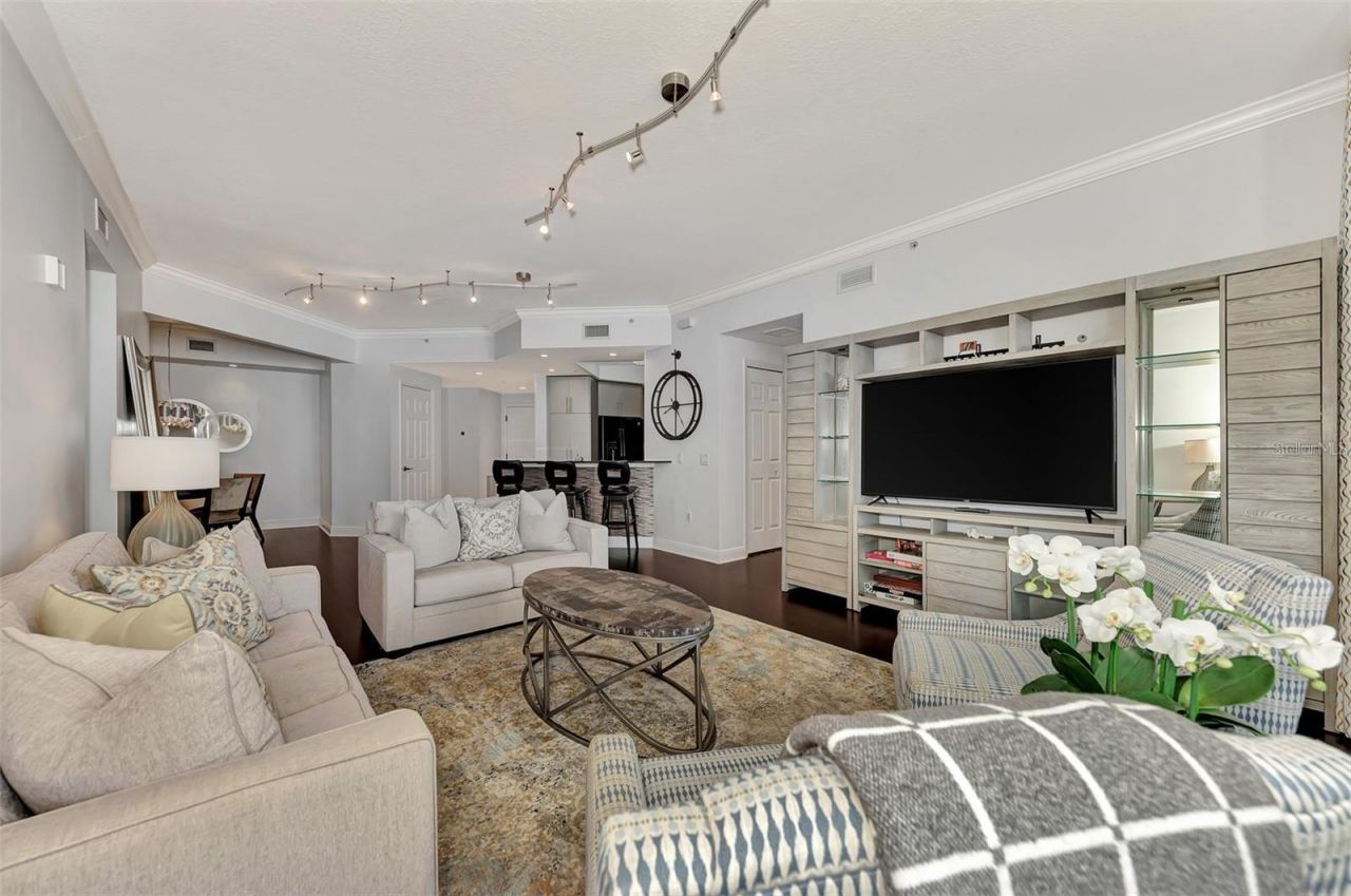 100 Central Avenue, Unit H716, Sarasota, FL 34236 Photo