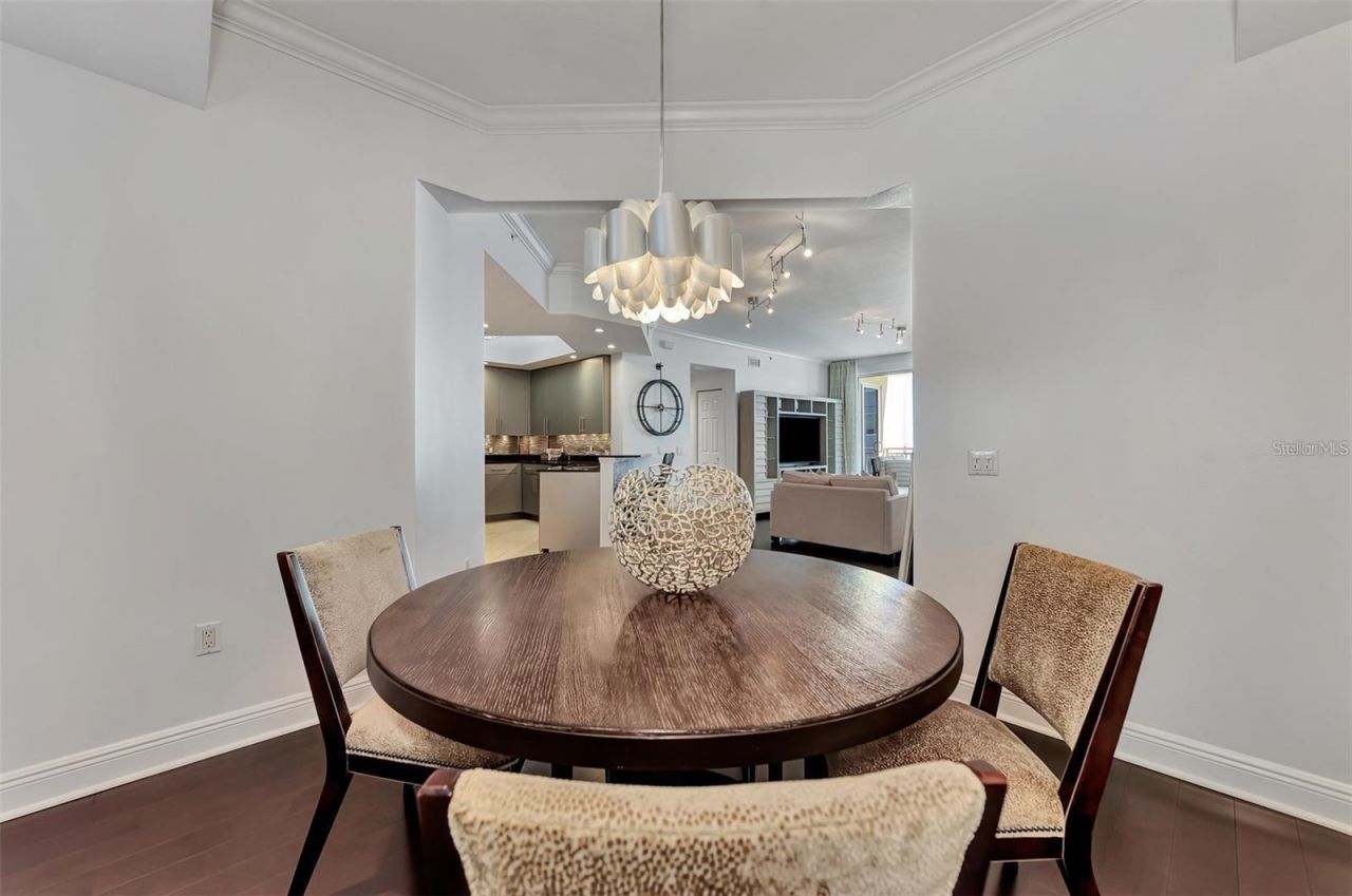 100 Central Avenue, Unit H716, Sarasota, FL 34236 Photo