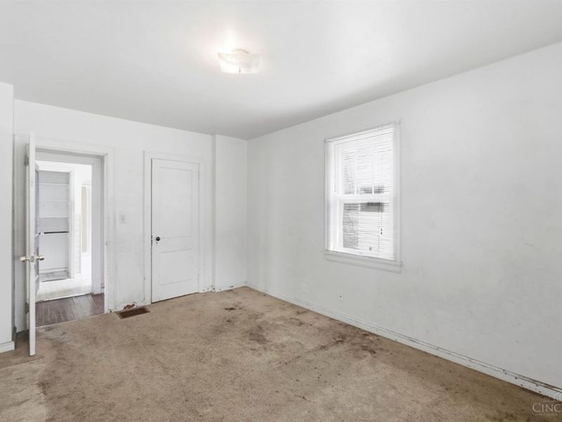 1561 McMakin Avenue, Mount Healthy, OH 45231 Photo 9