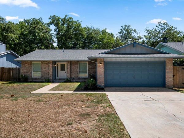 12313 Double Tree LN, Austin, TX 78750