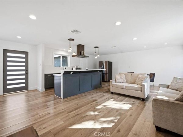 14975 Florentine Street, Sylmar, CA 91342