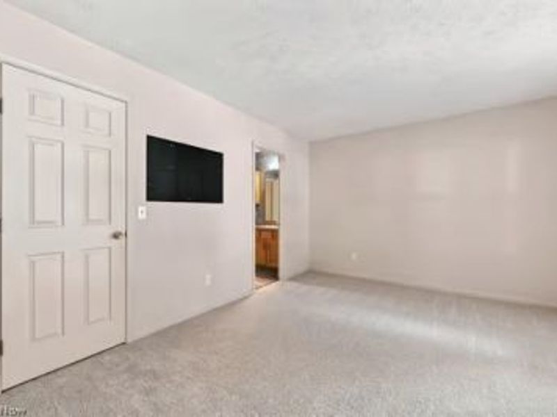 6741 Meadow Lane, Middleburg Heights, OH 44130 Photo 14