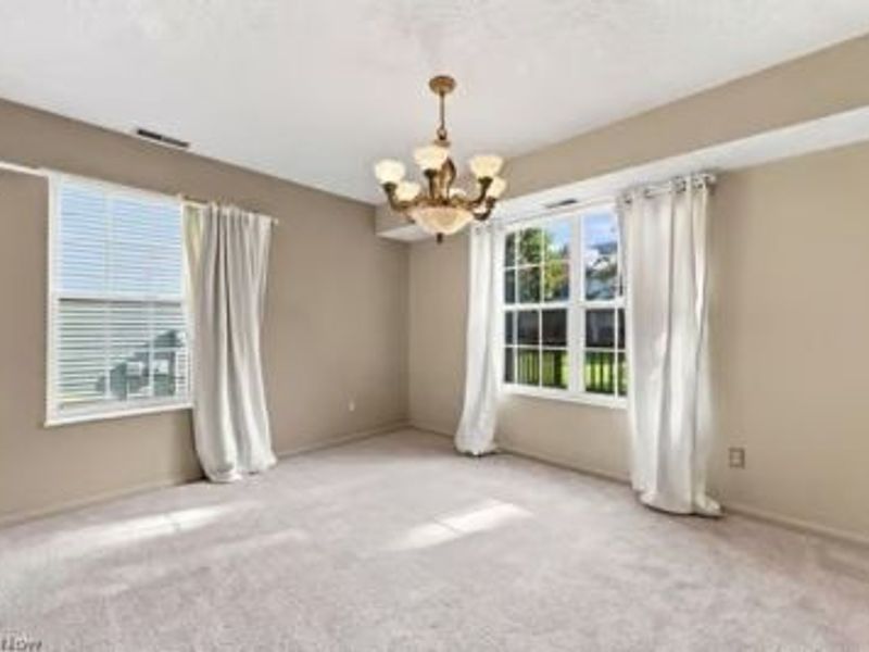 6741 Meadow Lane, Middleburg Heights, OH 44130 Photo 6