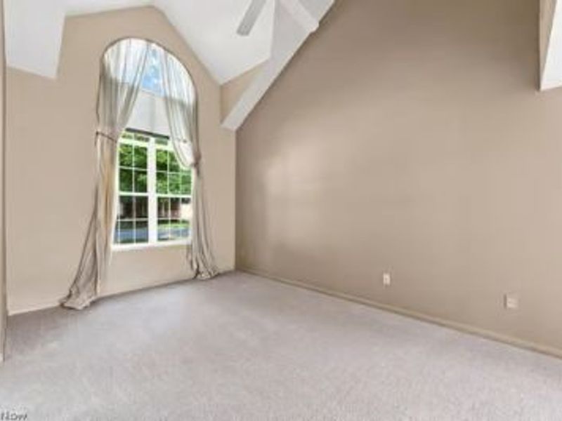 6741 Meadow Lane, Middleburg Heights, OH 44130 Photo 7