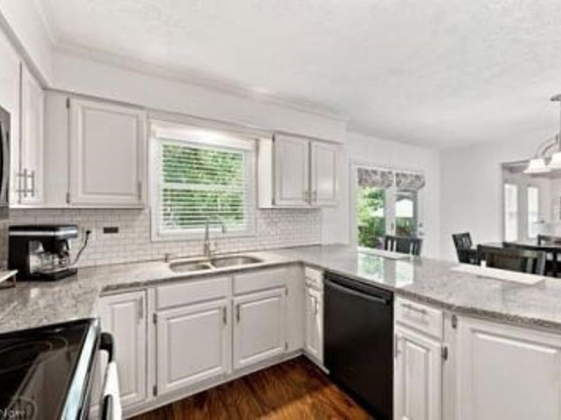 19836 Summer Place, Strongsville, OH 44149 Photo 13