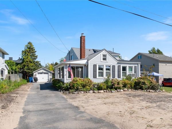 7586 2nd Street , Sodus Point, NY 14555