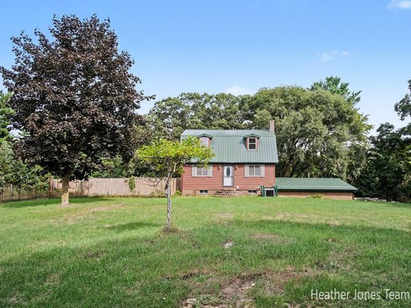 3791 S Holland Road, Sidney, MI 48885
