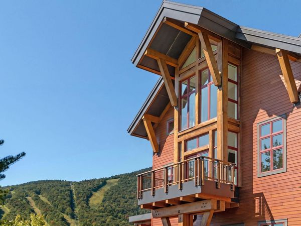 142 Red Sled Drive, Unit 305, Stowe, VT 05672