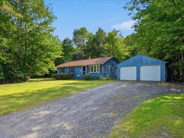 8 Higgins Street, Lisbon, ME 04252