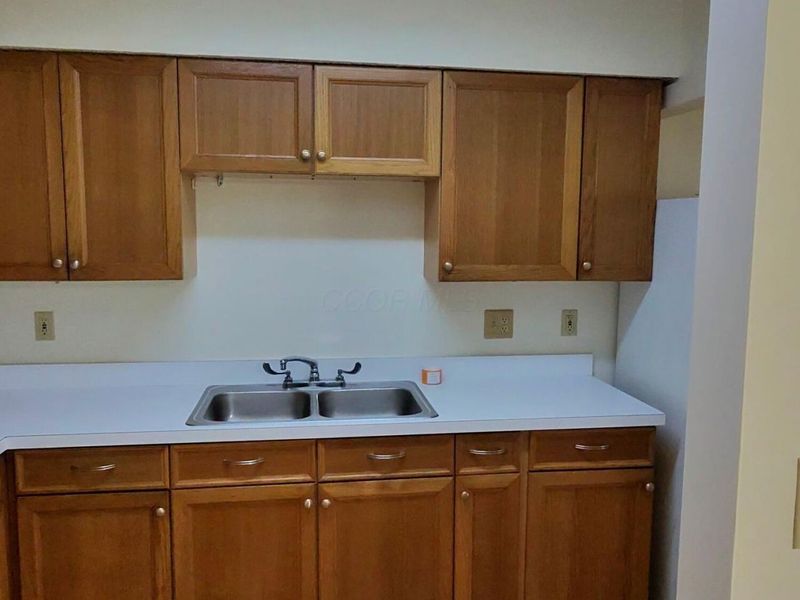 3939 Karl Road, Unit 200, Columbus, OH 43224 Photo 10