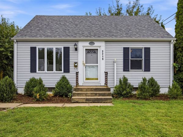 3219 Dalewood Avenue SE, Cedar Rapids, IA 52403