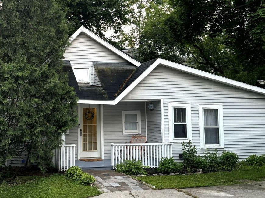 Main Photo