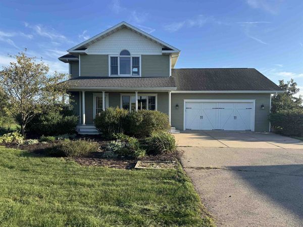 N7964 Gould Hill Road, Blanchardville, WI 53516