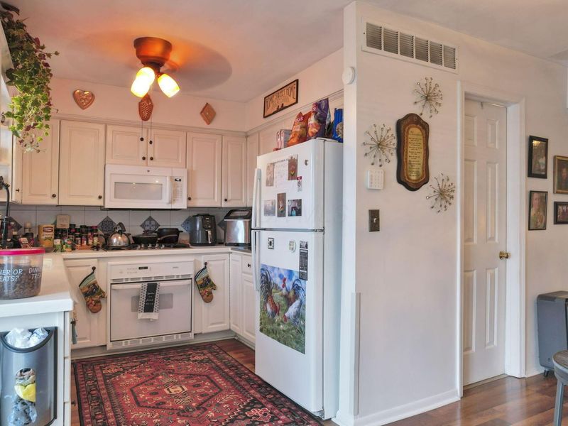 583 Simbury Street, Columbus, OH 43228 Photo 12