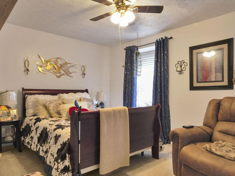 583 Simbury Street, Columbus, OH 43228 Photo 18
