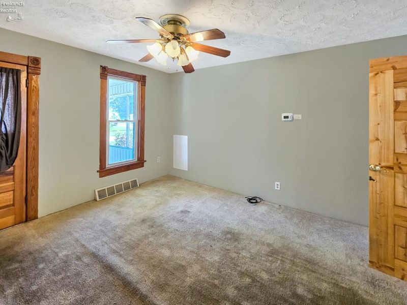 126 Belle Avenue, Bellevue, OH 44811 Photo 10
