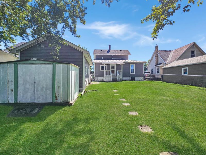 126 Belle Avenue, Bellevue, OH 44811 Photo 6