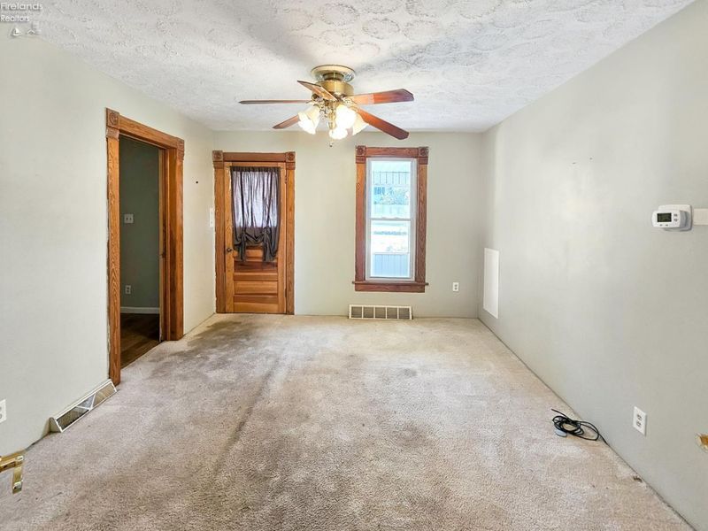 126 Belle Avenue, Bellevue, OH 44811 Photo 9