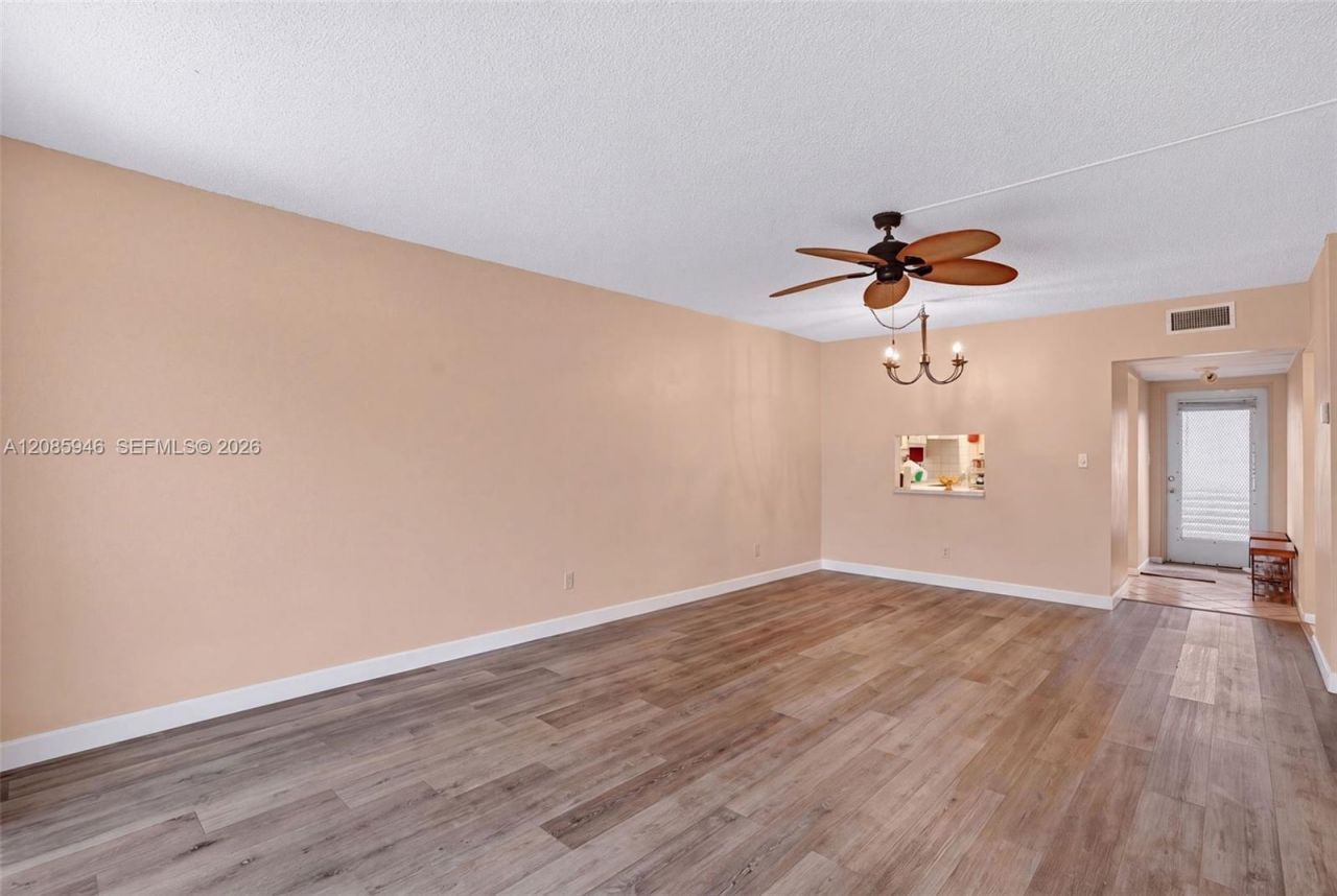 7807 Golf Cir Dr, Unit 104, Margate, FL 33063 Photo