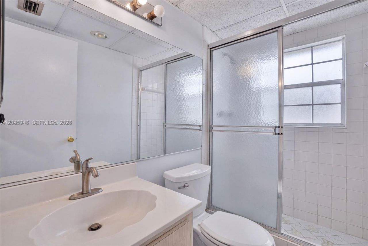 7807 Golf Cir Dr, Unit 104, Margate, FL 33063 Photo