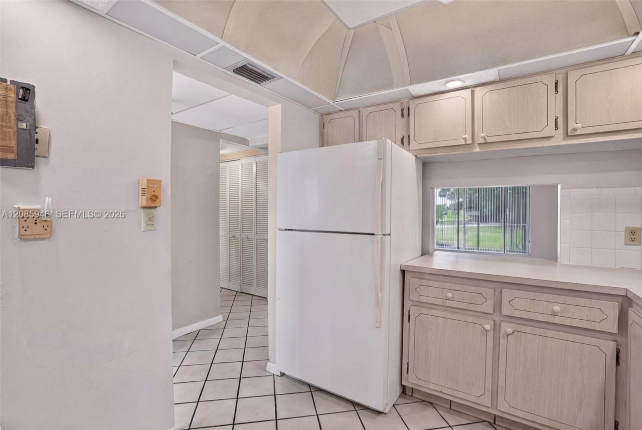 7807 Golf Cir Dr, Unit 104, Margate, FL 33063 Photo