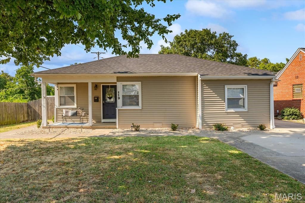 119 E Lepp Street, Columbia, IL 62236 Main Photo