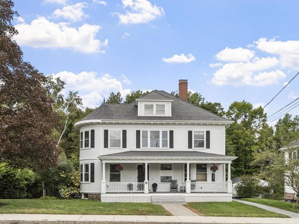 199 Middle Road, Portsmouth, NH 03801