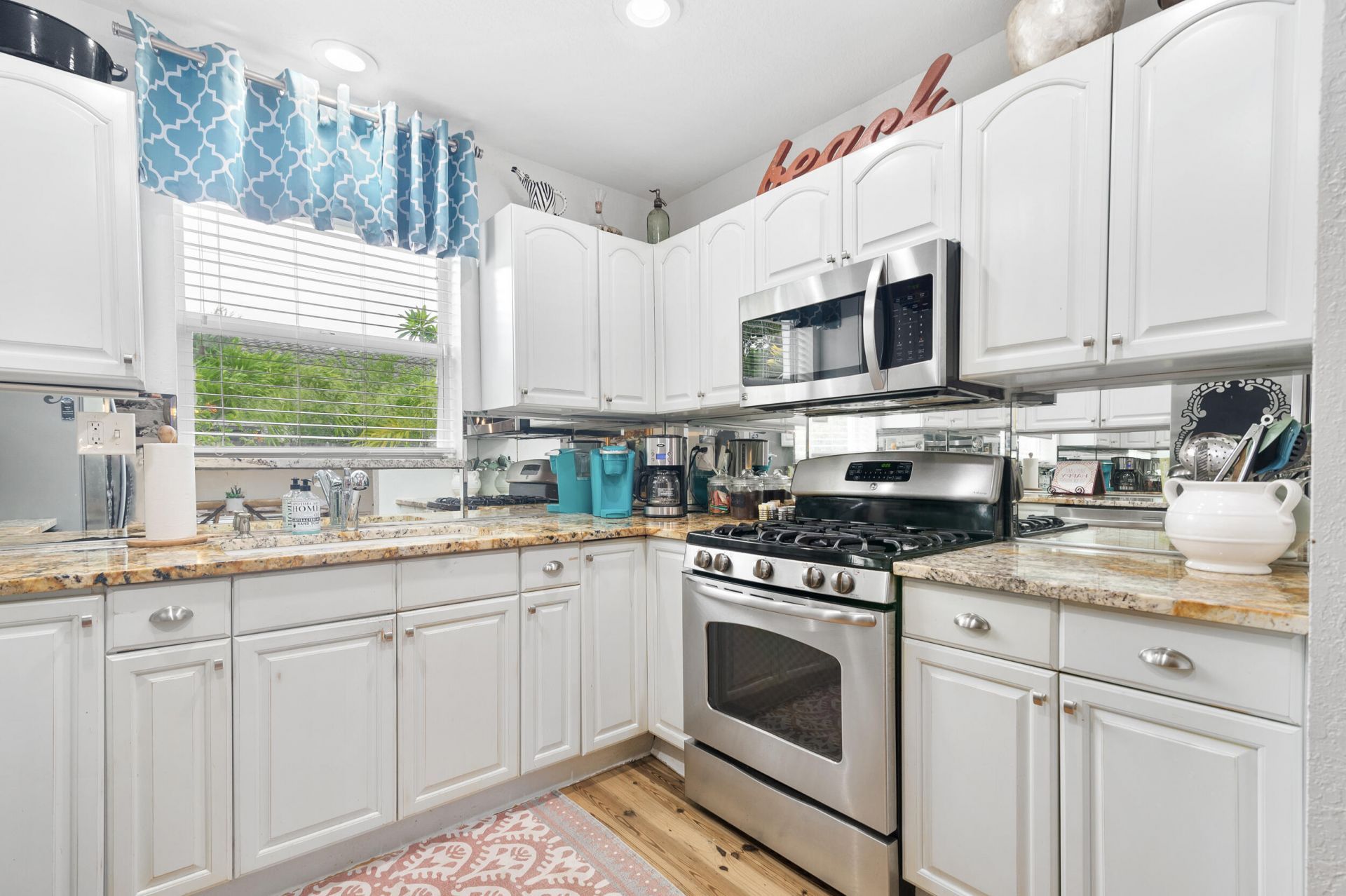 1601 S Palmway, Lake Worth Beach, FL 33460 Photo