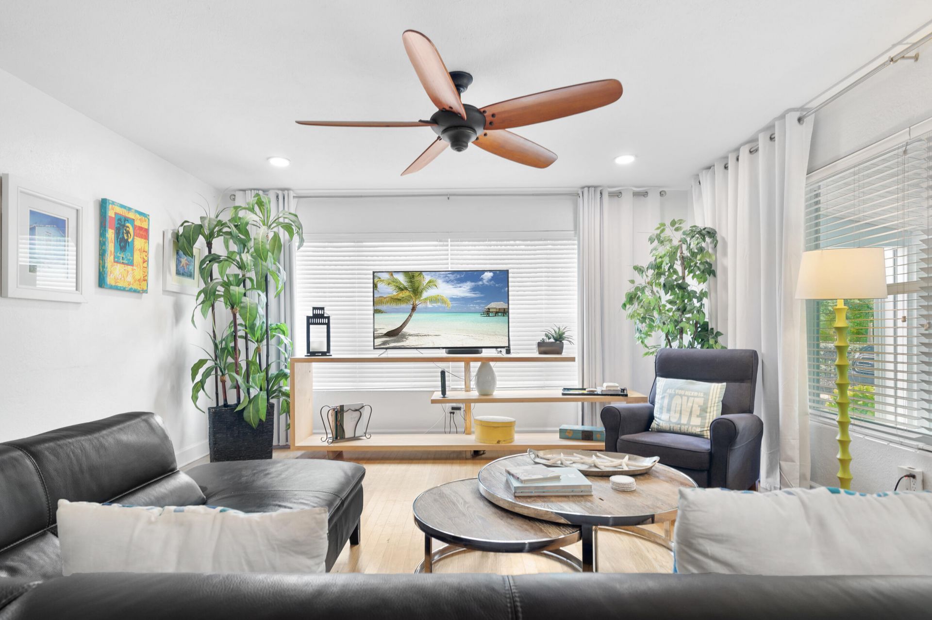 1601 S Palmway, Lake Worth Beach, FL 33460 Photo