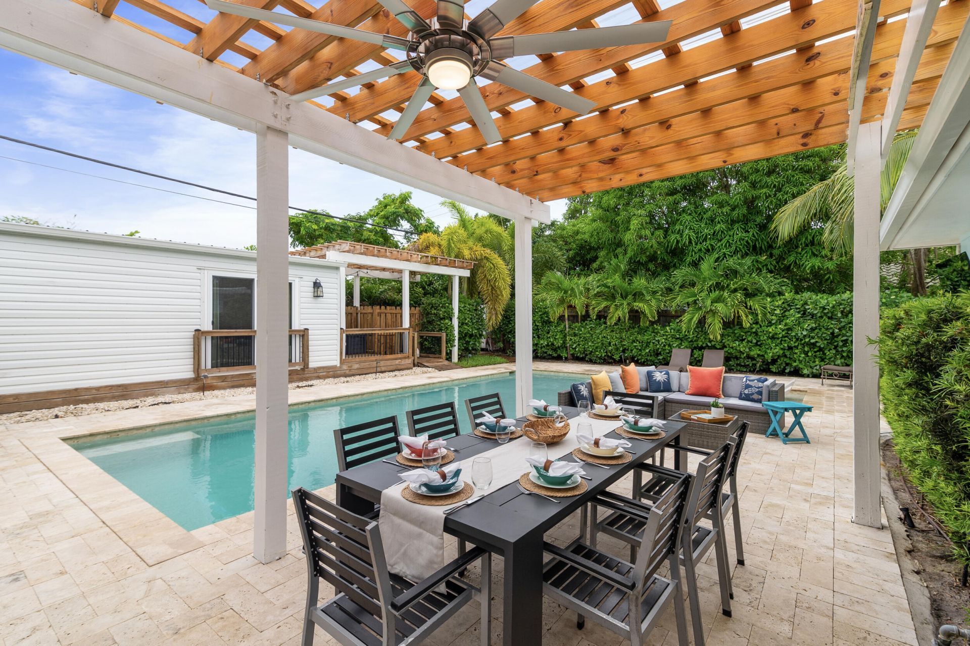 1601 S Palmway, Lake Worth Beach, FL 33460 Photo