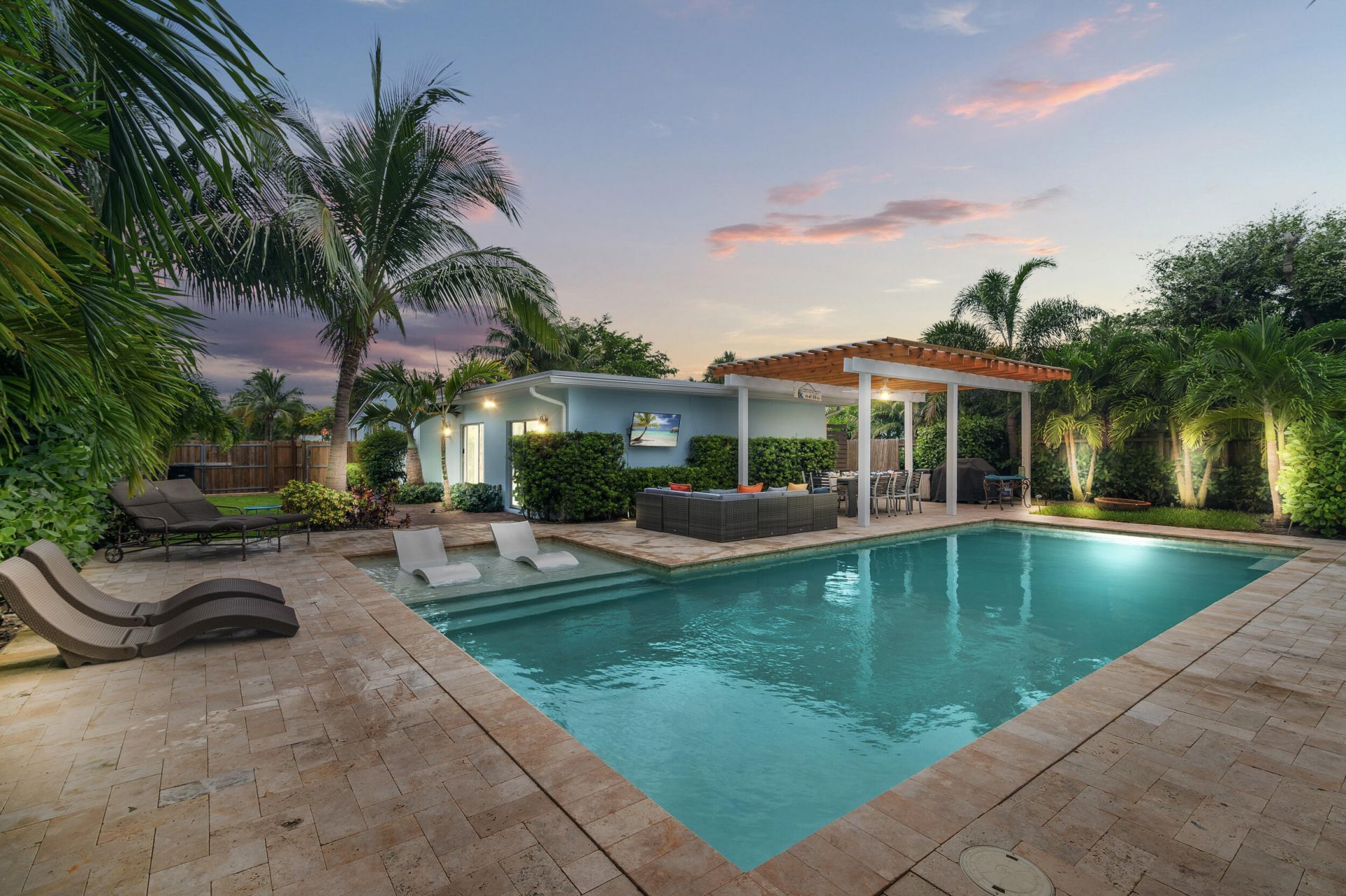 1601 S Palmway, Lake Worth Beach, FL 33460 Photo