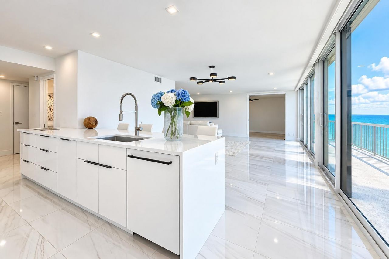 3300 S Ocean Boulevard, Unit 401s, Palm Beach, FL 33480 Photo