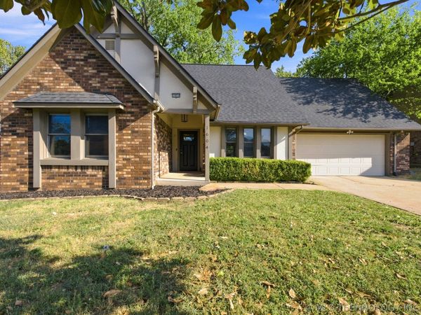 1604 W Pittsburg Street, Broken Arrow, OK 74012