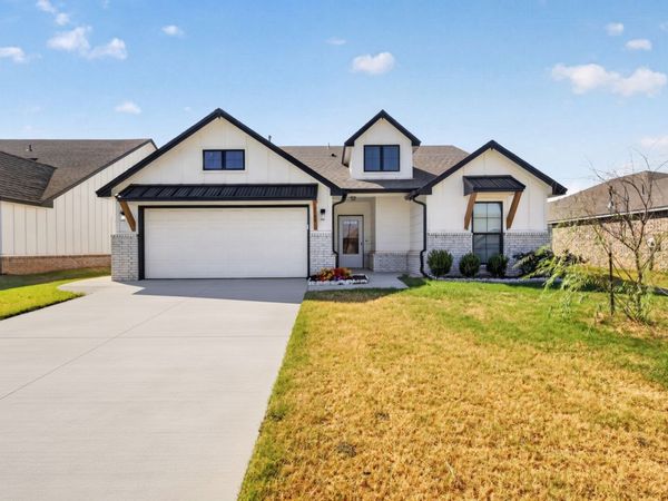 13102 E 124th Street N, Collinsville, OK 74021