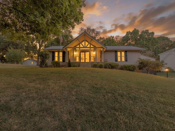 5507 Twin Oaks Drive, Ooltewah, TN 37363