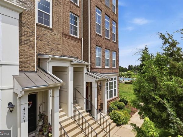 43509 TOWN GATE , CHANTILLY, VA 20152