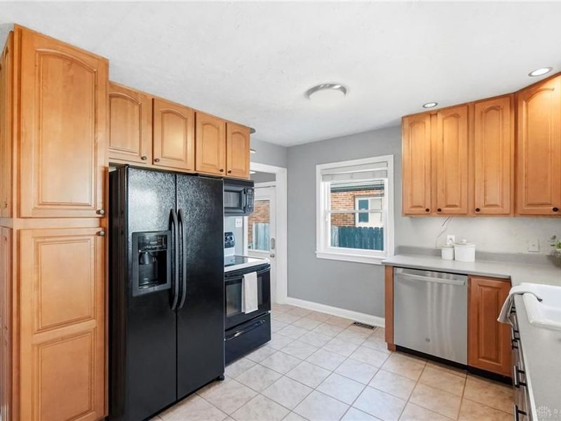 908 Shroyer Road, Dayton, OH 45419 Photo 16