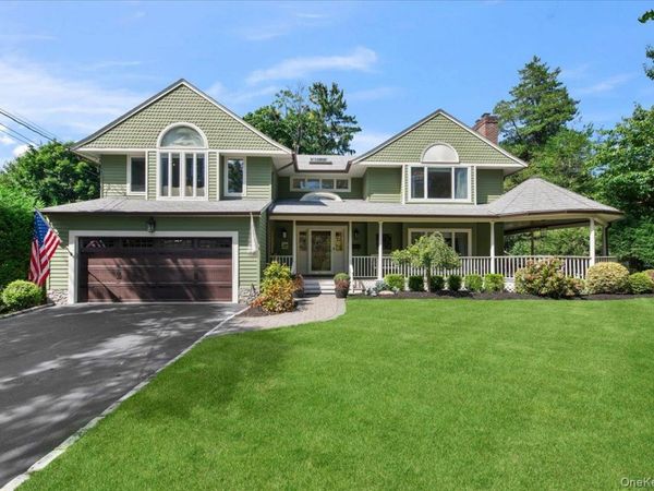 60 Lafayette Avenue , Sea Cliff, NY 11579