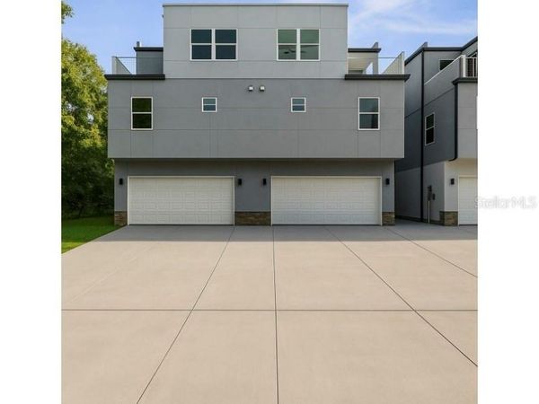 809 W LINEBAUGH AVENUE , Unit 2B, TAMPA, FL 33612