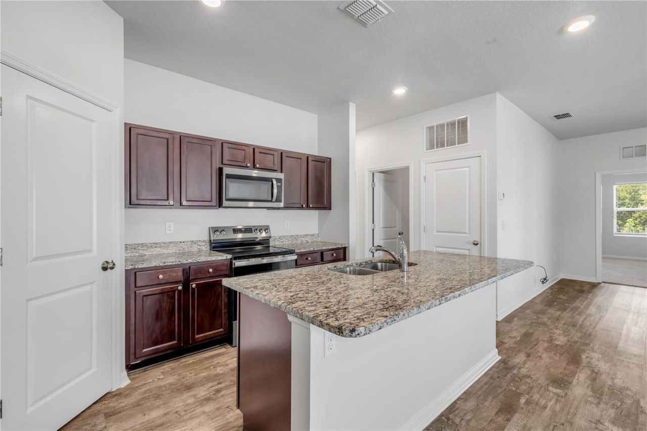 3006 Neverland Drive, New Smyrna Beach, FL 32168 Photo