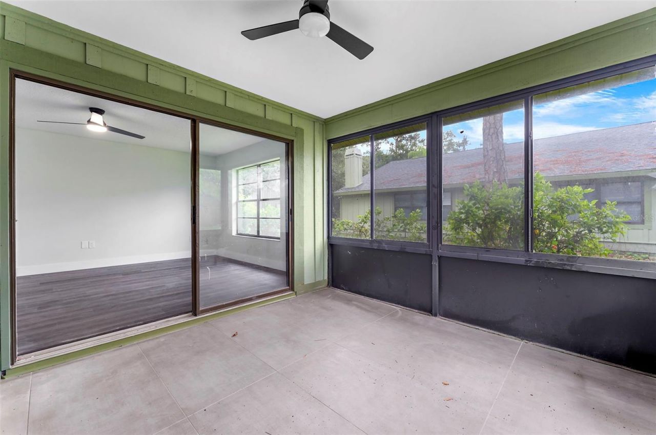 5014 Barrington Circle, Unit 2102, Sarasota, FL 34234 Photo