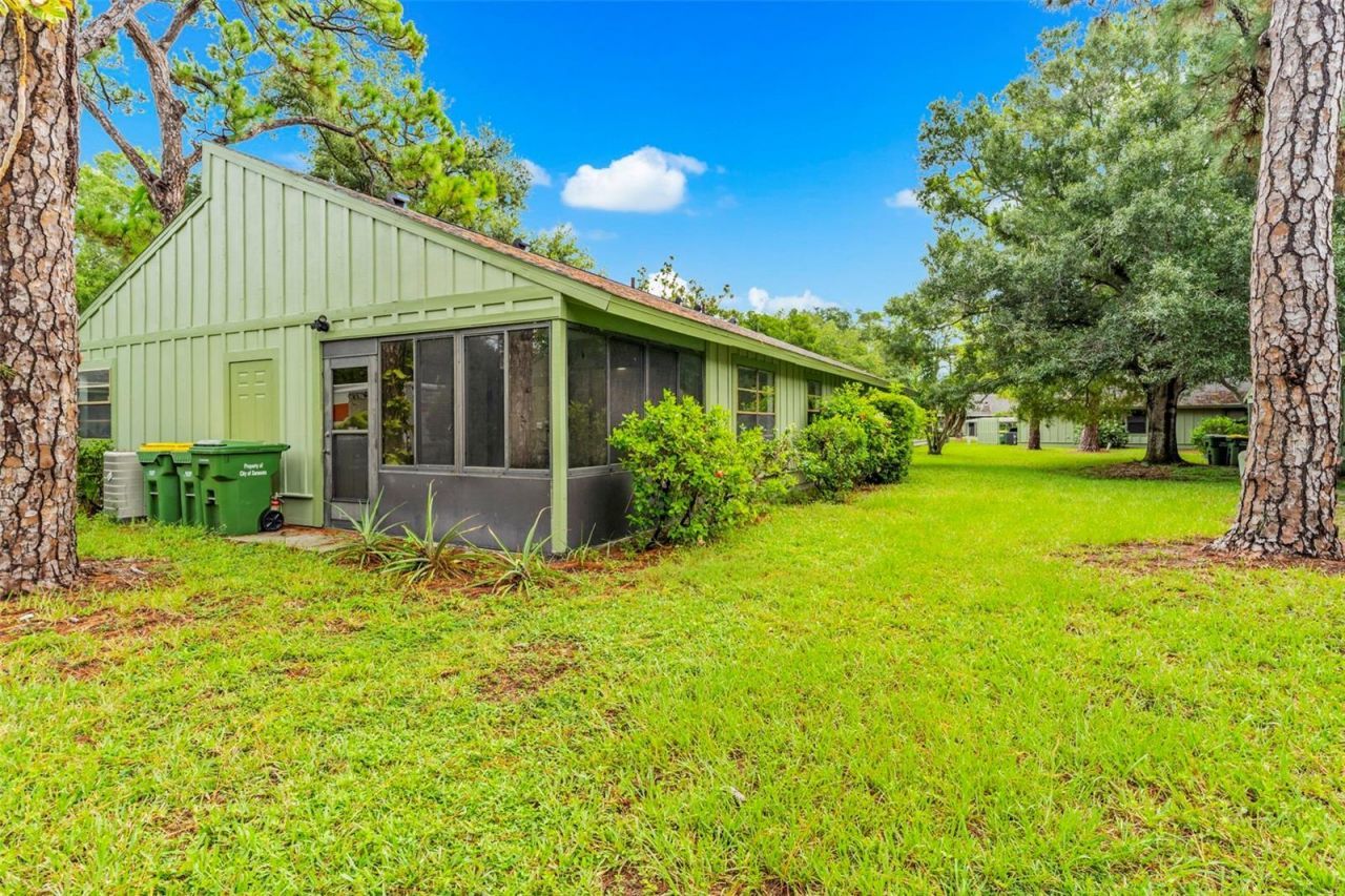 5014 Barrington Circle, Unit 2102, Sarasota, FL 34234 Photo