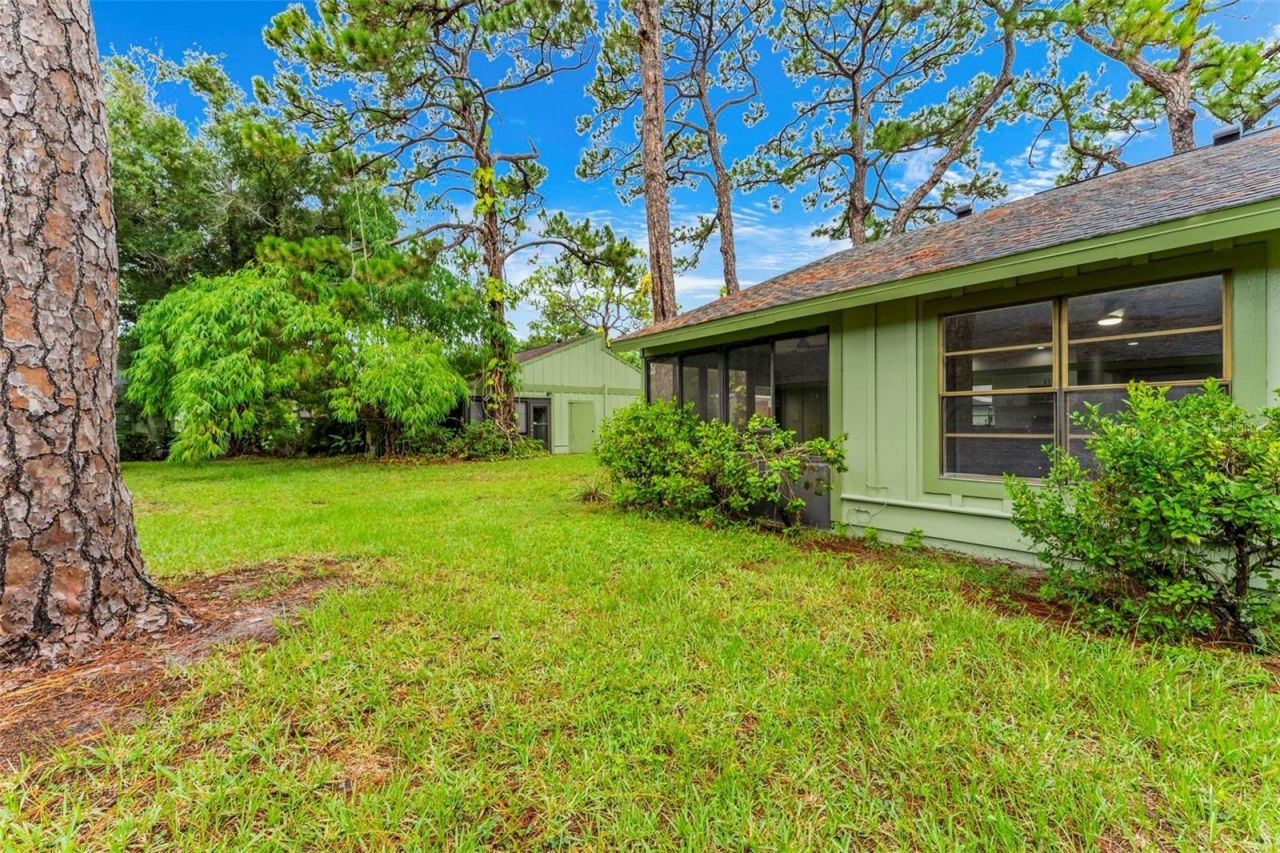 5014 Barrington Circle, Unit 2102, Sarasota, FL 34234 Photo