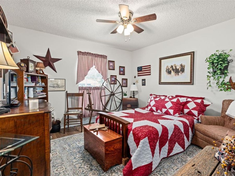 Property Image 37