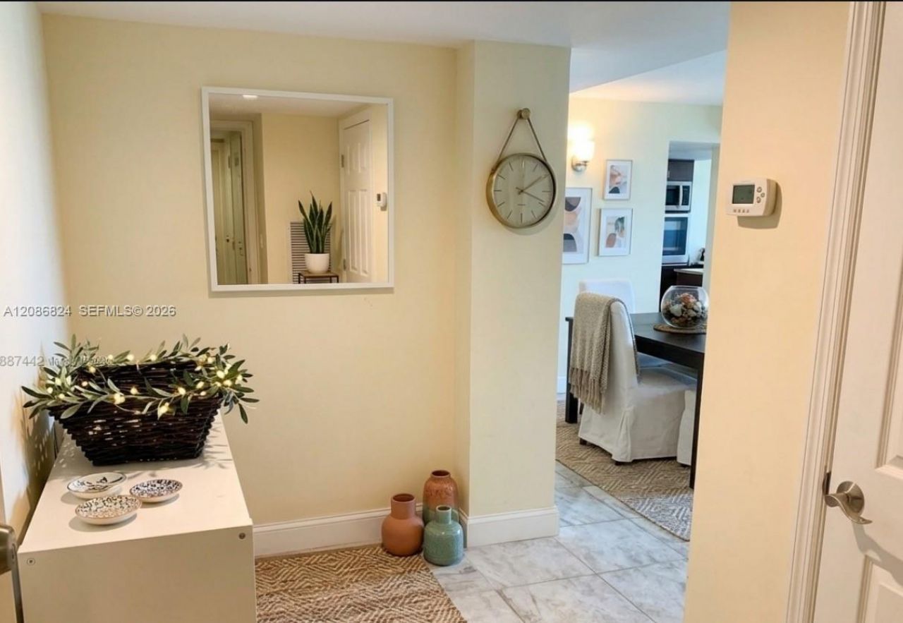 2655 Collins Ave, Unit 602, Miami Beach, FL 33140 Photo