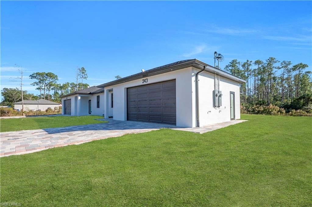 243-245 Greenbriar Blvd, Lehigh Acres, FL 33972 Photo