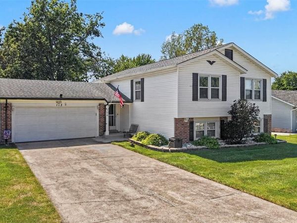 113 Barkwood Trails Drive , St Peters, MO 63376